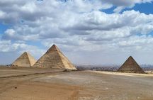Giza Half-Day Private Tour: Pyramids, Camel Ride and Great Sphinx