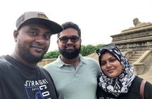 Explore Colombo by Tuk Tuk Morning & evening (Private Tours)