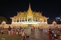 Small Group Phnom Penh Food Tour and Local Market Experience 