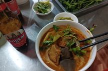Small Group Phnom Penh Food Tour and Local Market Experience 