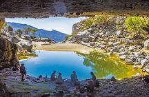 Private Full Day Tour in Grand Canyon Oman Jabal Shams and Nizwa