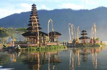 Bali Tour: Tanah Lot, UNESCO Rice Terrace and Water Temple