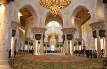 Abu Dhabi: Full-Day City Tour with Expert Private Guide & Vehicle