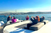 Luxury Bosphorus Yacht Tour – Asian Side Stop & Exploration