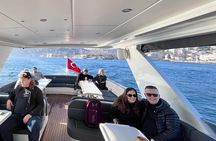 Luxury Bosphorus Yacht Tour – Asian Side Stop & Exploration