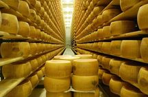 Parma: Parmigiano dairy, Parma Ham, & Wineyard Tour with Tastings