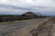 Teotihuacan Pyramids, leaving CDMX VIP