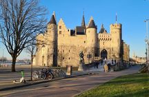 Private Historical Walking Tour in Antwerp City