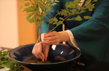 Group charter Japanese Traditional Flower Arrangement in Tokyo