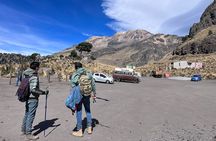 Private Hike next to volcano at 14800 ft. from Mexico city