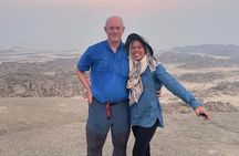 4 Hours Charming Moon Valley Hike Experience in Jeddah
