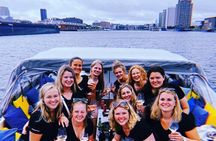 90 Minutes Private Aperitif Boat Ride in Antwerp