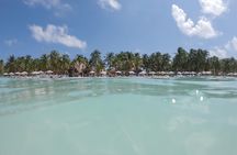 Tour in a Catamaran To Isla Mujeres 