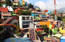 Private Tour to Explore Comuna 13 with transportation