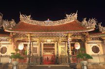 5 Hours Sightseeing and Bar Tour in Taipei