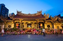 5 Hours Sightseeing and Bar Tour in Taipei