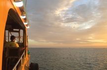 Red River Private Tour : Sunset and Night Squid Fishing