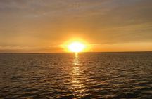 Red River Private Tour : Sunset and Night Squid Fishing