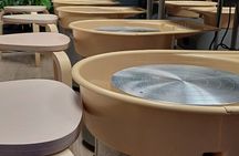 Guided Pottery Workshop on a Turntable in Choorstraat 