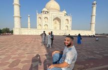 Private Taj Mahal Sunrise Tour from Delhi