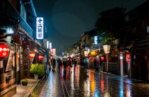 KYOTO GION Walking PRIVATE Tour and Customized Kappo Dinner