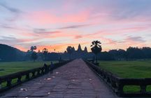 Angkor Wat Sunrise and Angkor Thom Sunset Tour