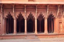 Agra Full Day City Tour with Walking Tour at Spice Market