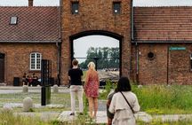 Krakow to Auschwitz Birkenau Guided Tour with Transfer and Ticket