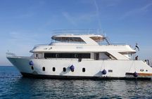 Hurghada: Excursion to Eden Island by Luxury Boat "Sirene"