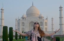 "Taj Mahal Sunrise Tour From Delhi"