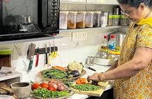 South Indian Vegetarian Cooking Class in Chennai with Meena