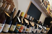 Wine Tasting in a group with other travelers