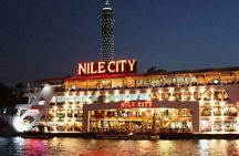 Luxury Dinner Nile Cruise in Cairo with Private Transfer