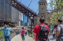 Chicago Highlights Walking Tour with Free Bike or Kayak Rental