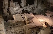 Discover Notre Dame’s Crypt with an Archeologist + River Cruise