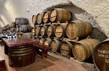 Santorini Private Wine Tour in 3 Wineries with Full Greek Meal