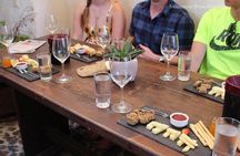 Santorini Private Wine Tour in 3 Wineries with Full Greek Meal