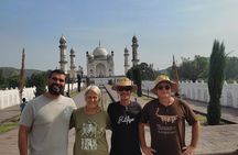 Mumbai to Aurangabad: Ajanta & Ellora with Return Flights