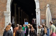 Venetian Cicchetti Street Food & Sightseeing Walking Tour with local guide