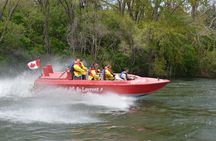 Guided Speed Boating Tour on the St-Lawrence