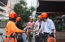 Medellín: The Essential E-bike City Tour with Typical Drink