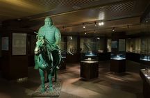 Chinggis Khaan Statue Complex and Sain Nomun Monastery Tour 