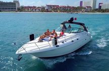 Tour to Isla Mujeres on Premium Yachts from Cancun