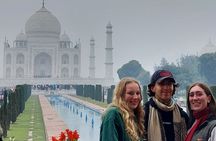 All Inclusive Taj Mahal Private Tour by Car from Delhi