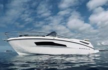 One Hour Boat Tour Departure Como with Private Captain