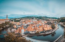 Private Driver from Prague to Vienna with a Stop in Cesky Krumlov
