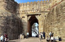 Private Day Trip to Kumbhalgarh Fort and Ranakpur from Udaipur