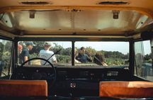Private half day Burgundy Wine and Food Tour by vintage Defender