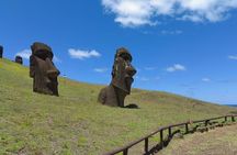 Full Day Tour to the Emblematic Sites in Rapa Nui