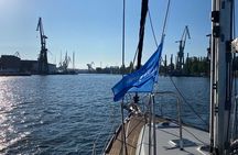Gdansk Motlawa and Port Yacht Cruise with Welcome Drink